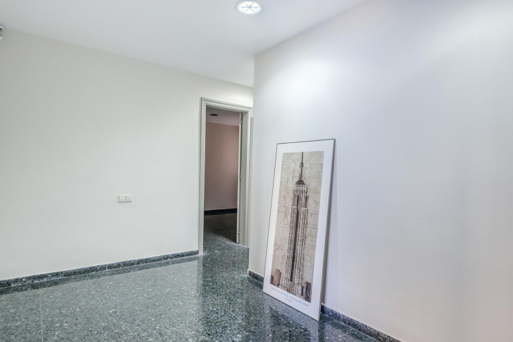 Vallparadu00EDs - Antic Poble de Sant Pere