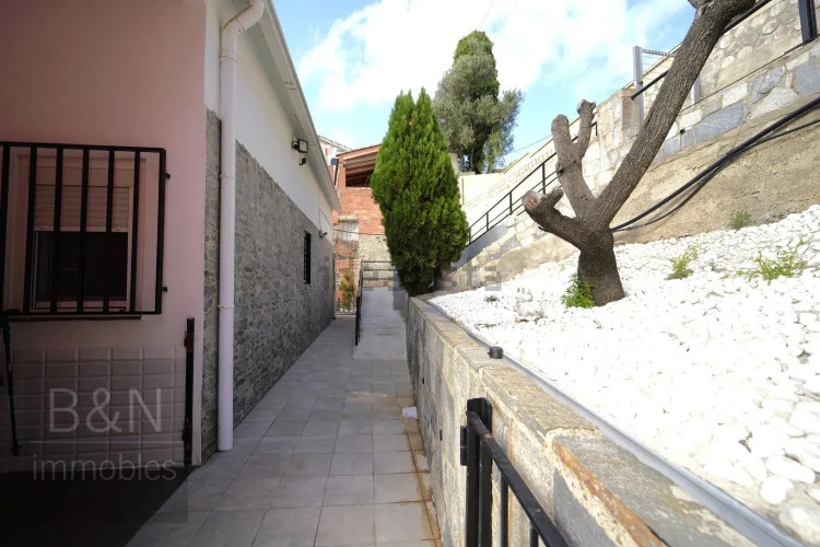 Casa independiente en Barrio Les Martines