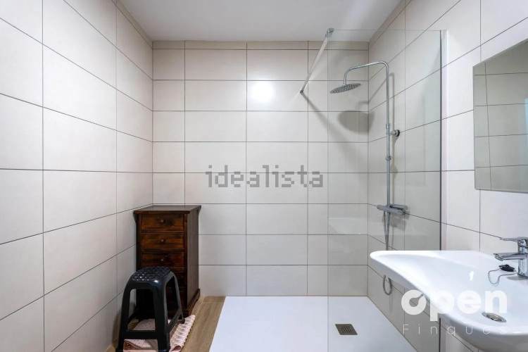 Chalet adosado en calle de Pau Claris