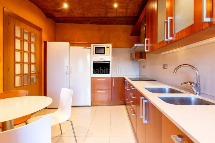 Ático en plaza anselm clavé 5 joia modernista única i irrepetible en Terrassa