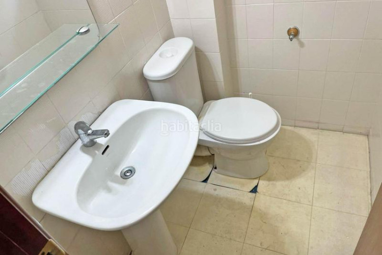 Piso  en venta zona escoles en Cementiri Vell Terrassa
