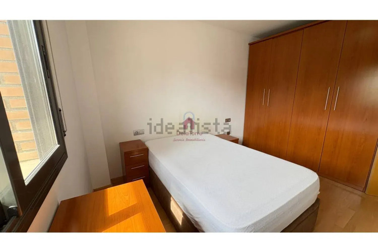 Piso en calle de la Poetessa Caparà