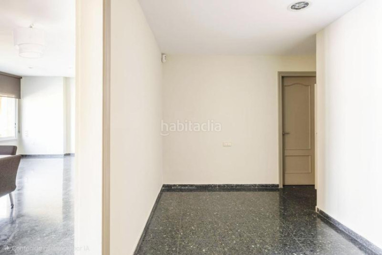 Piso 120 m2 acabat de reformar a tocant el parc de vallparadis en Terrassa