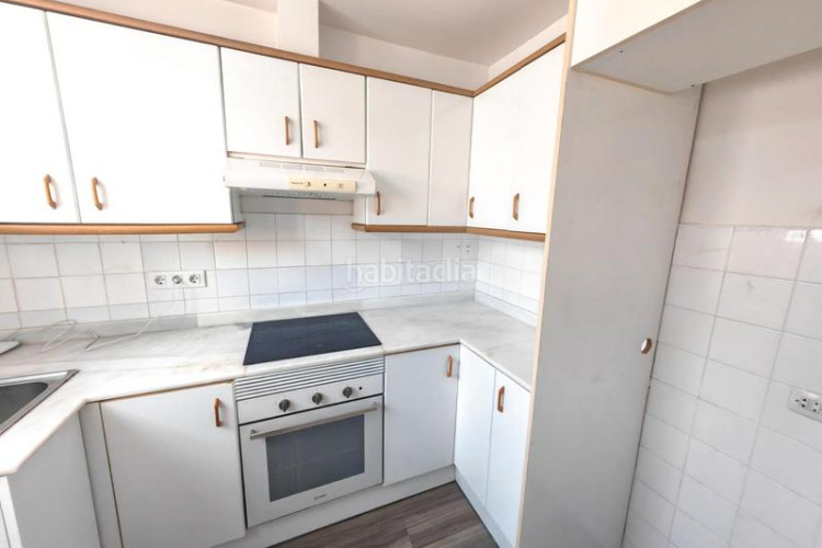 Piso zona centro. luminoso piso de 3habs + 2lav. en Terrassa
