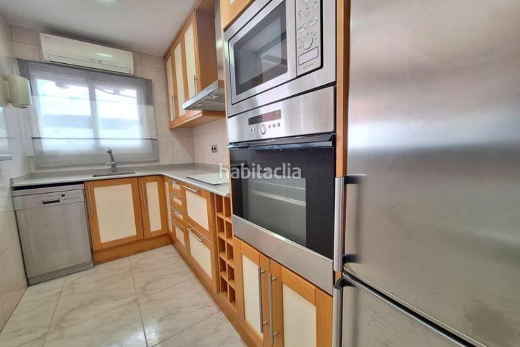 Casa el hogar que tu familia sueña te espera en can montllor! en Terrassa
