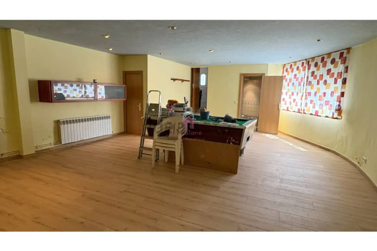 Chalet en calle de Josep Trueta