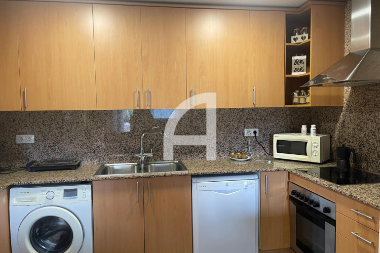 Carrer de Sant Lluu00EDs, Roc Blanc