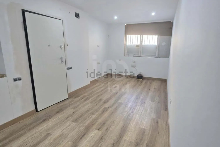 Piso en Barrio Escoles