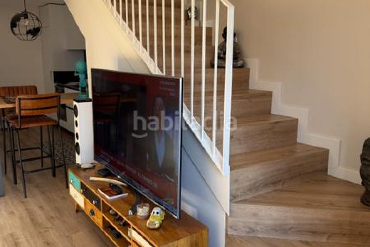 Dúplex luminoso dúplex en zona olímpica en Zona Esportiva Terrassa