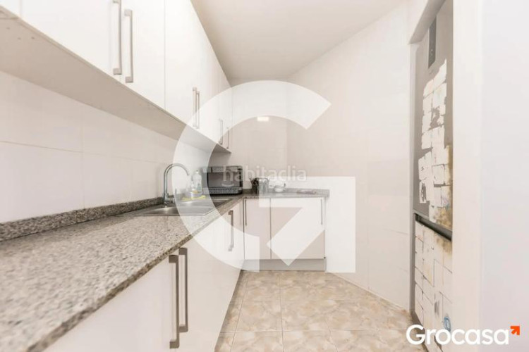Piso precioso piso cerca de del centro en La Cogullada Terrassa