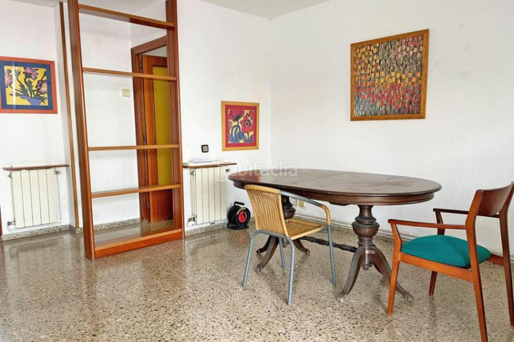 Piso  en venta zona escoles en Cementiri Vell Terrassa
