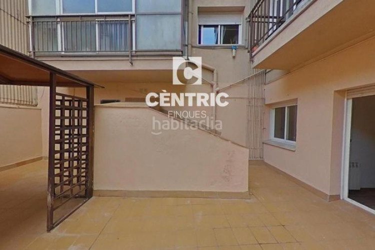 Piso oportunidad inversión. piso grande con 4 habitaciones perfecto para familias numerosas! en Terrassa