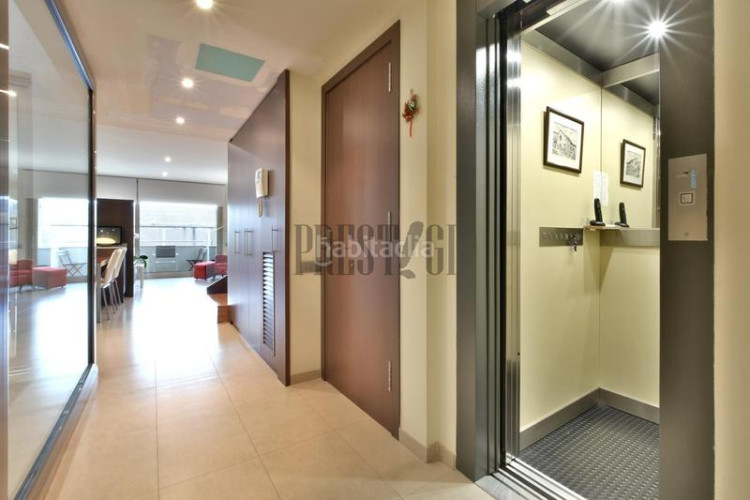 Casa espectacular casa en venta cerca de la avenida jaume i! en Terrassa