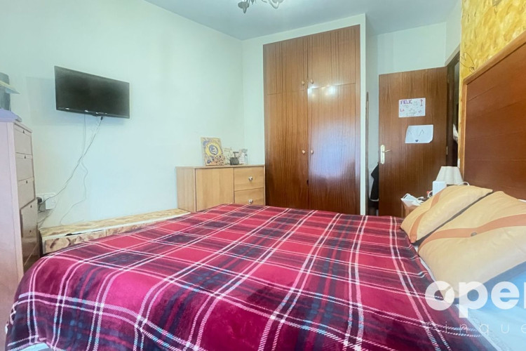 Mestre Serrat, Barri del Centre