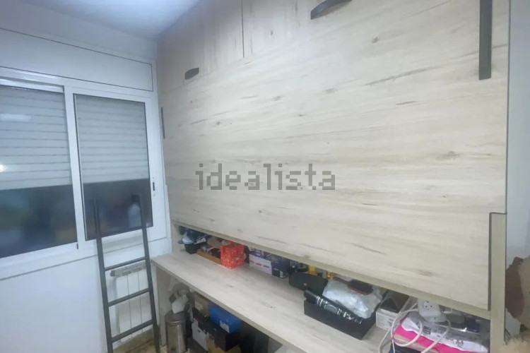 Piso en plaza del Mestre Serrat