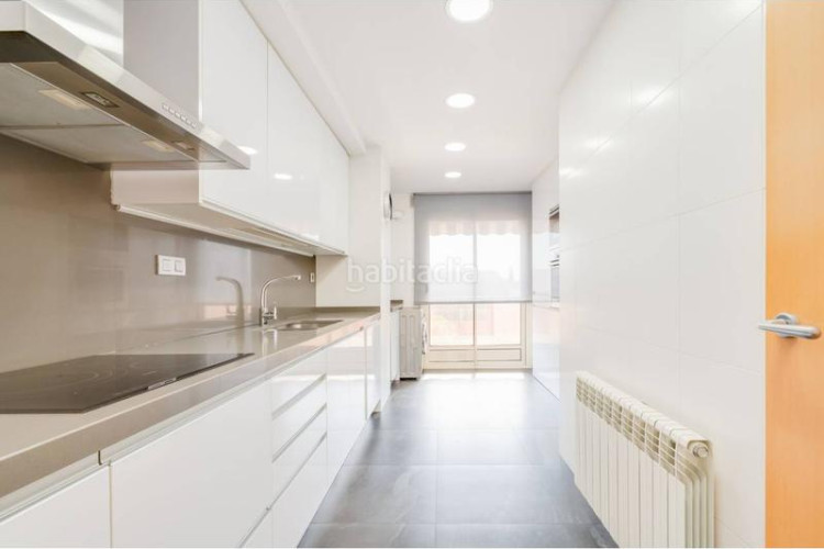 Piso Cementiri Vell, unico en la zona en Cementiri Vell Terrassa