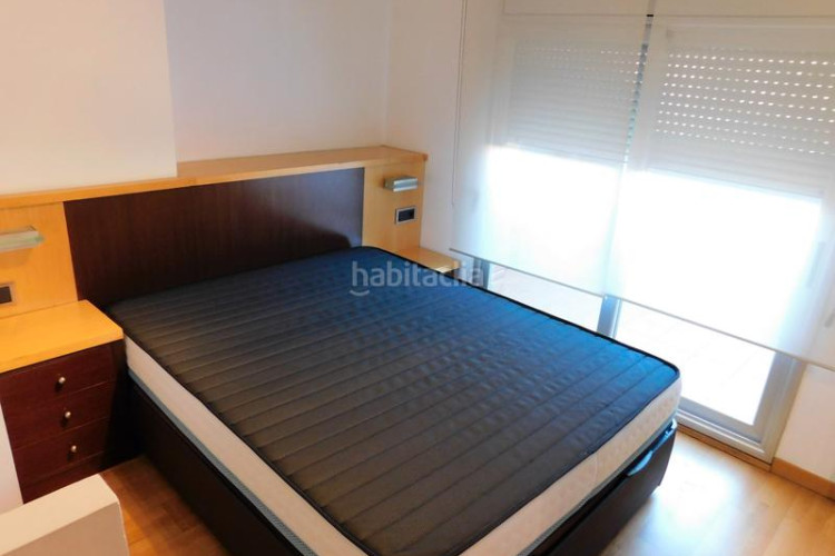 Dúplex atico duplex, 2 habitaciones y terraza en Ca n'Aurell Terrassa