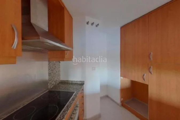 Piso (barcelona). "okupado" (no se puede visitar ni hipotecar). en Terrassa