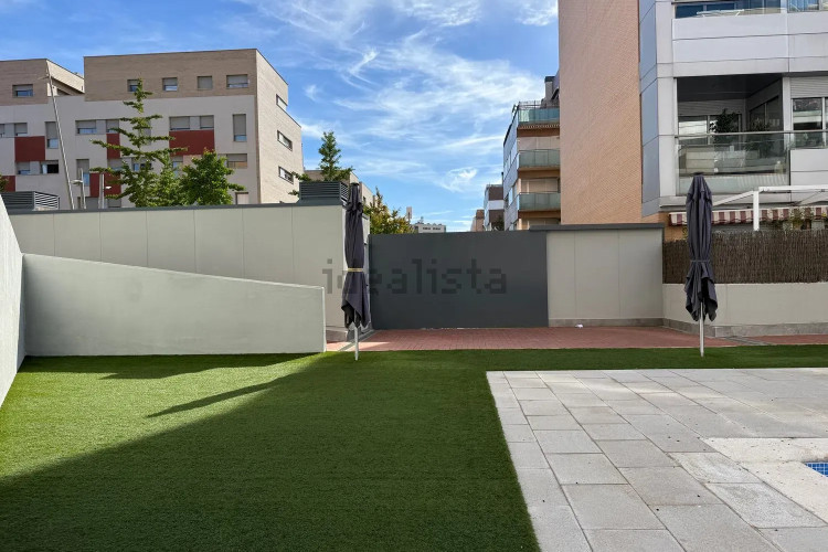 Piso en Av Lacetania,De La