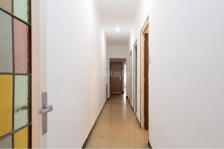 Casa adosada  4hab 1 wc garaje de 140m2 terarza en Terrassa