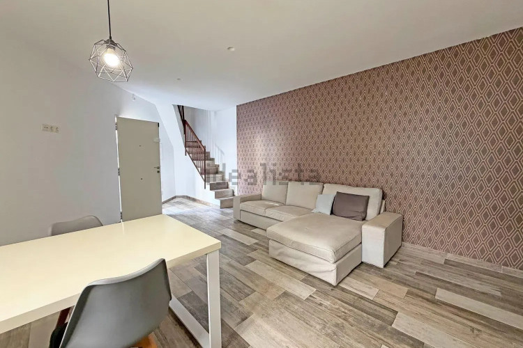 Chalet pareado en Barrio Poble Nou