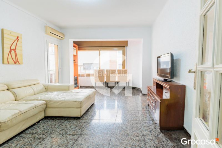 Piso magnífico piso con balcón en Can Palet Terrassa