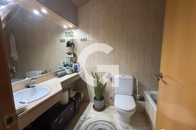 Dúplex precioso dúplex con parking y trastero en Zona Esportiva Terrassa