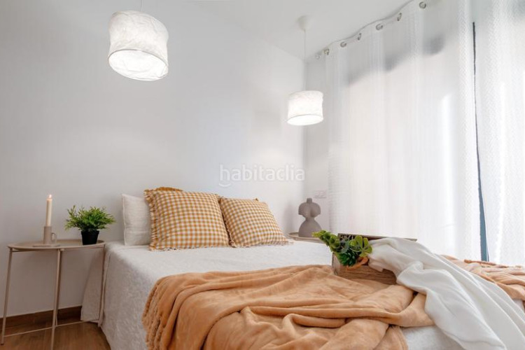 Dúplex zona de sant pere. dúplex de obra nueva de 3habs. + 2lav. + patio+ balcón en Terrassa