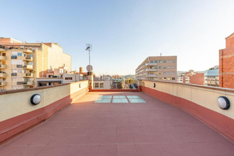 Ático en plaza anselm clavé 5 joia modernista única i irrepetible en Terrassa