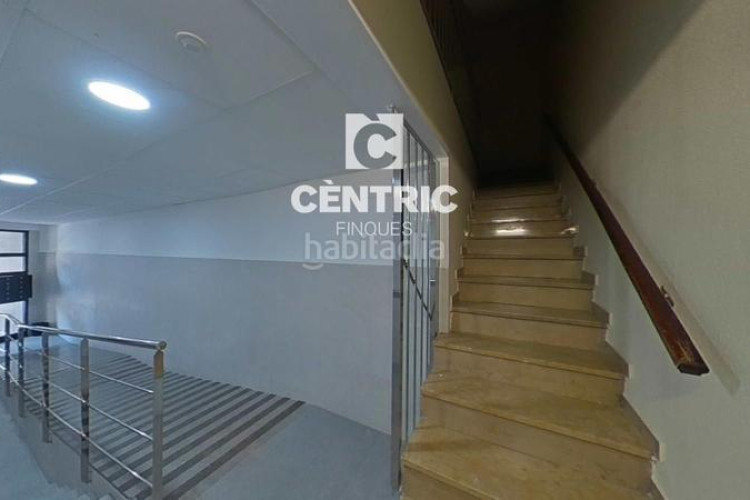 Piso  moderno con 3 habitaciones gran oportunidad ! en Terrassa