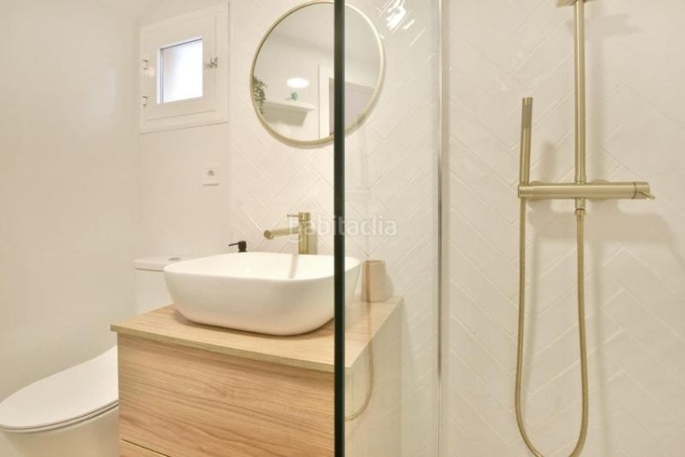 Casa chalet adosado en venta en Les Arenes - La Grípia - Can Montllor Terrassa