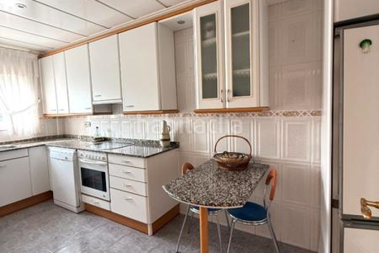 Dúplex ático dúplex, 4 habs.+ 3 wc, ascensor, parking y 2 terrazas. en Terrassa