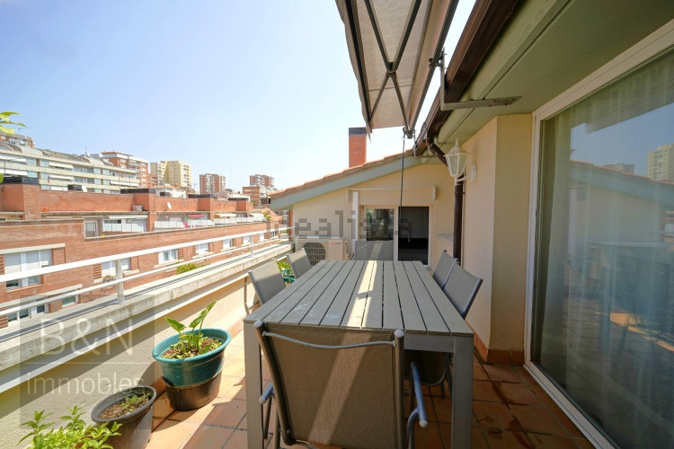 Dúplex en Barrio Zona Esportiva