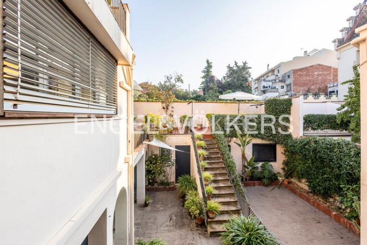 Apartamento vive en el corazón con historia, estilo y todo el confort actual en Terrassa