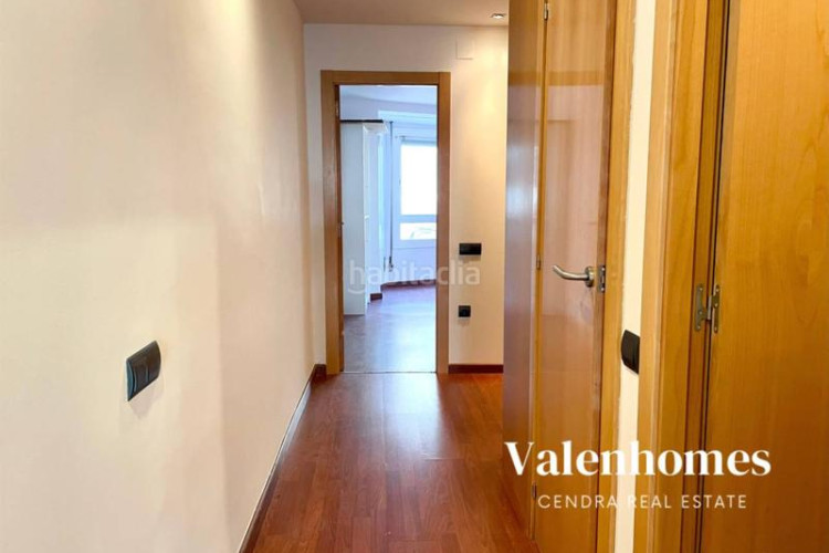 Piso precioso y amplio piso en calle topete. en Barri del Centre Terrassa