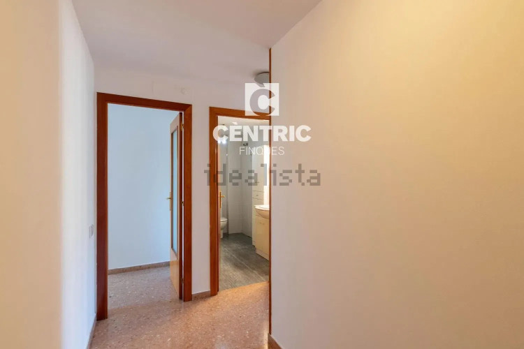 Piso en avenida ďÀngel Sallent