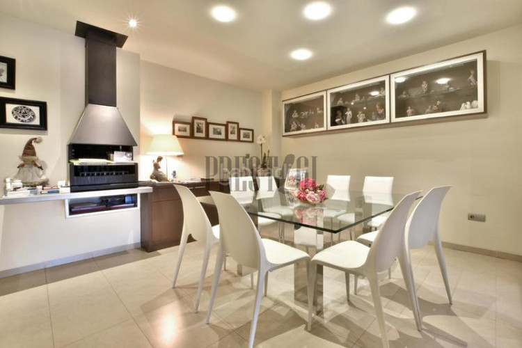 Casa espectacular casa en venta cerca de la avenida jaume i! en Terrassa