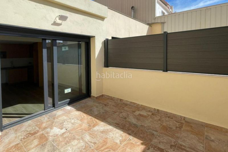 Dúplex  nuevo con terraza y buhardilla en ca naurell en Terrassa