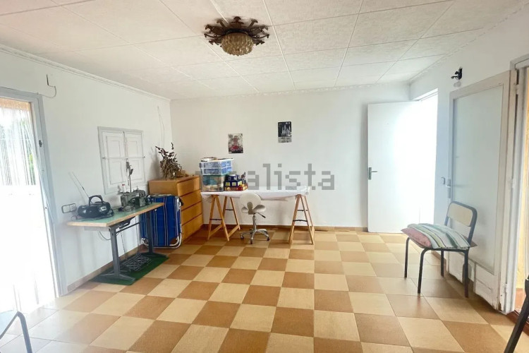 Casa independiente en carretera de Rellinars