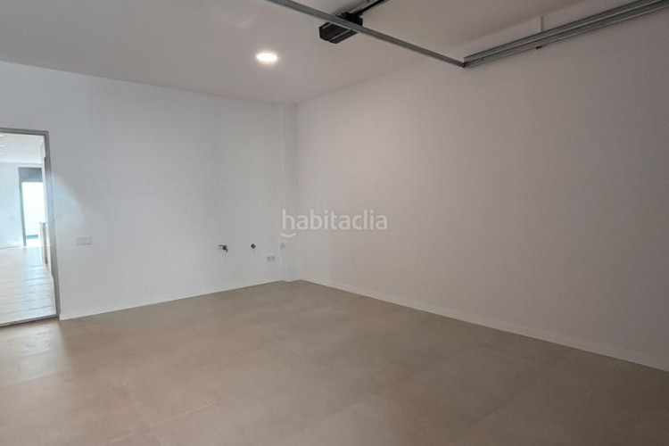Casa en carrer de las navas de tolosa 87 exclusiva casa a estrenar con piscina privada en Terrassa