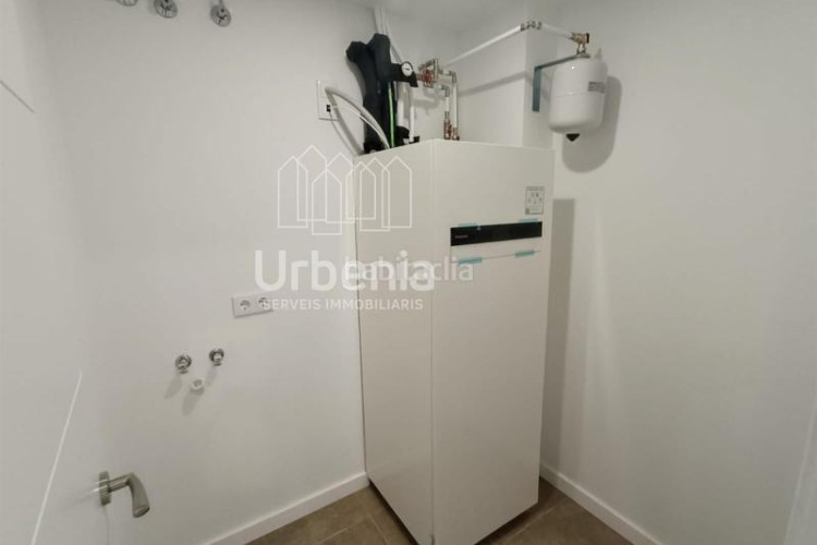 Dúplex duplex con terraza y tres habitaciones obra nueva en Terrassa