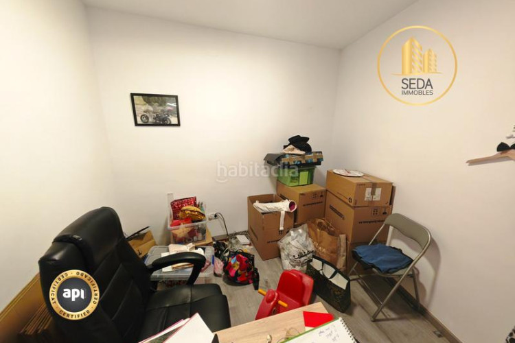 Casa dos viviendas independientes en una sola casa en la gripia – les arenes en Terrassa