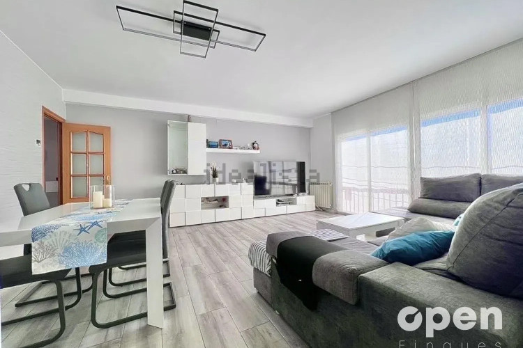 Dúplex en calle de Frederic Mistral