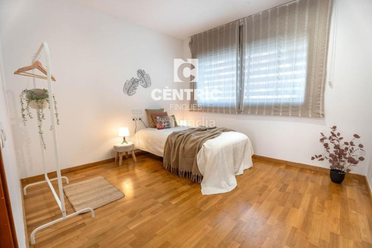 Casa adosada espacio, luz y exclusividad en el centro en Terrassa