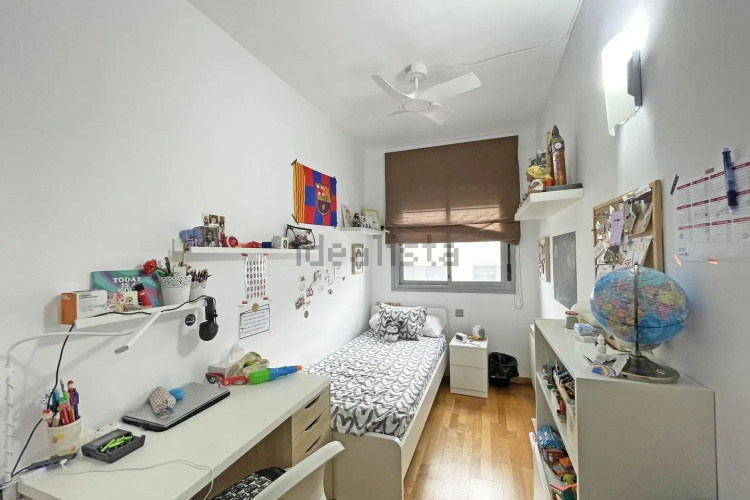 Piso en Barrio Les Arenes