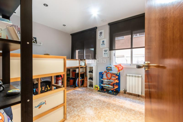 Piso un lugar para vivir, jugar y compartir momentos en familia en Terrassa