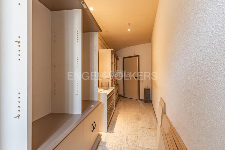 Apartamento gran oportunidad para crear tu hogar en el centro 131m2 en Terrassa