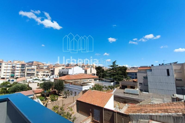 Dúplex duplex con terraza y tres habitaciones obra nueva en Terrassa