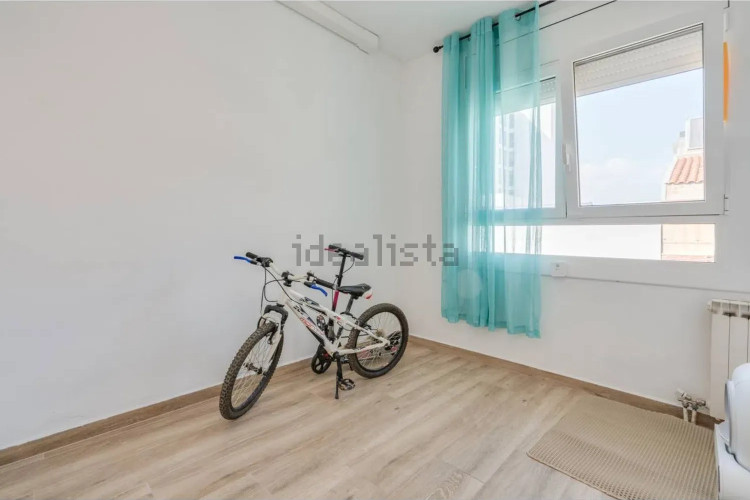 Piso en Barrio Escoles