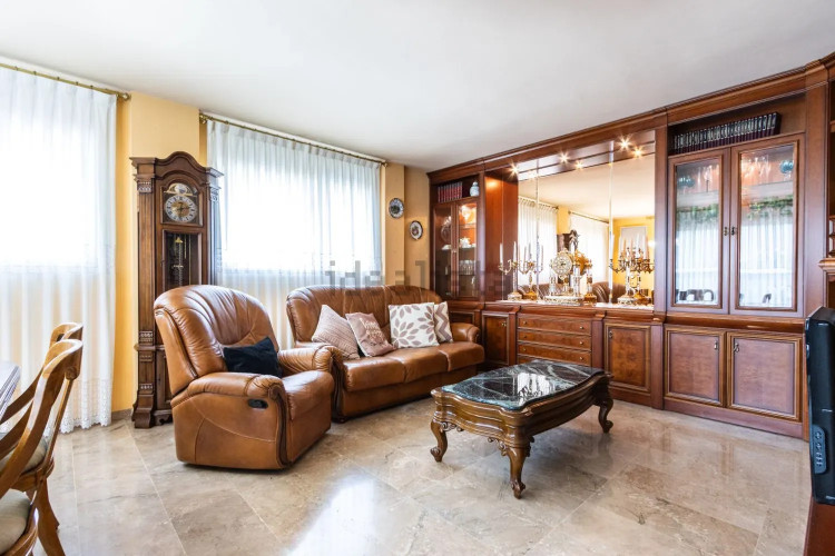 Dúplex en Barrio Centre